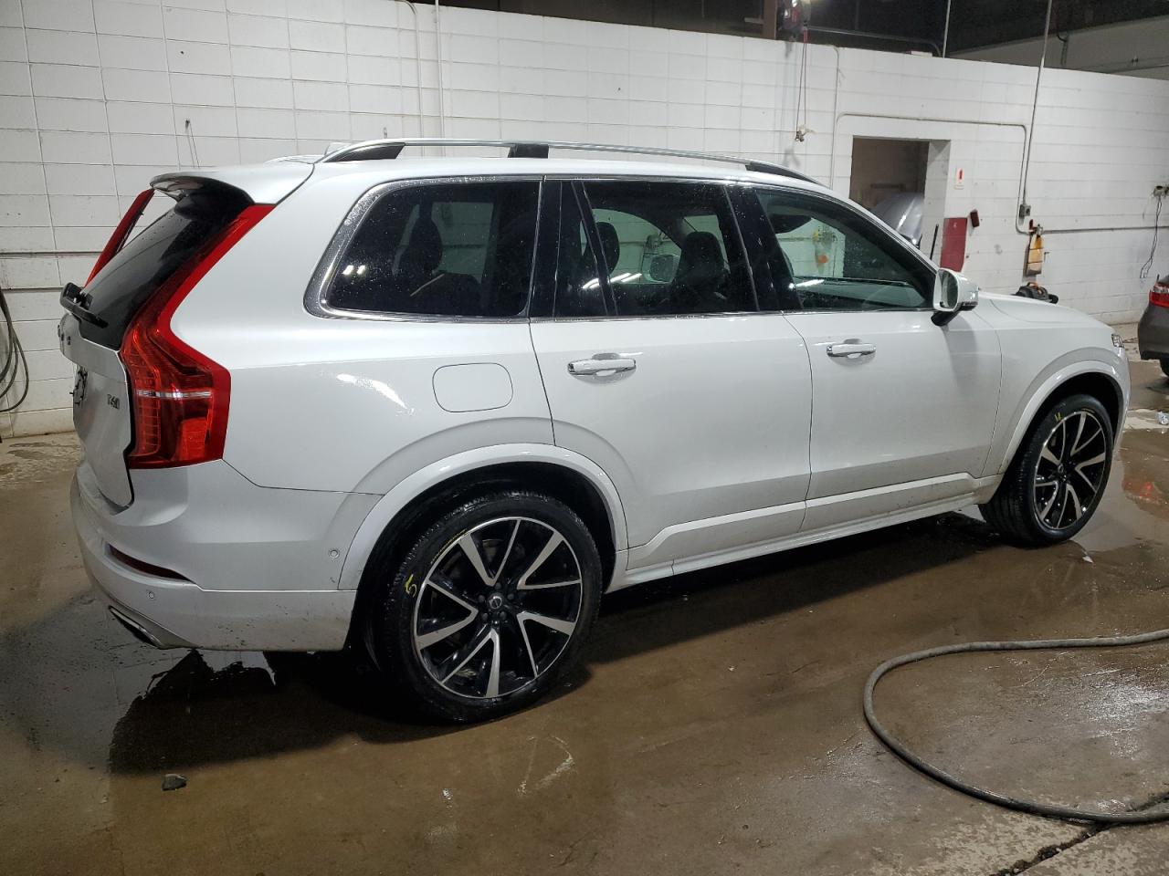 2019 Volvo XC90 VIN YV4A22PKXK1454932 Copart auction photo, rear end damage thumbnail 3