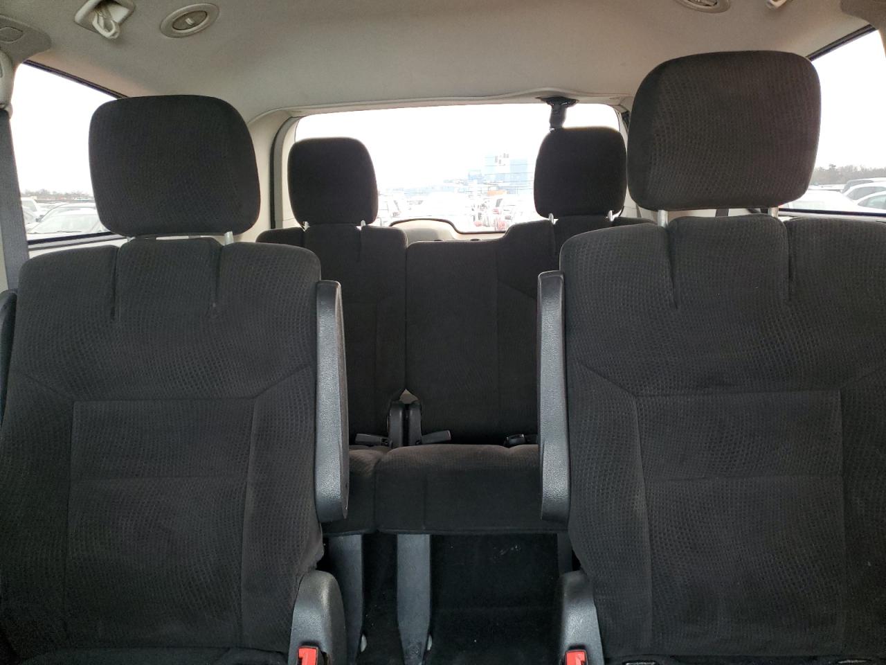 2016 Dodge Caravan VIN 2C4RDGCG2GR374977 Copart auction photo, front end damage thumbnail 10