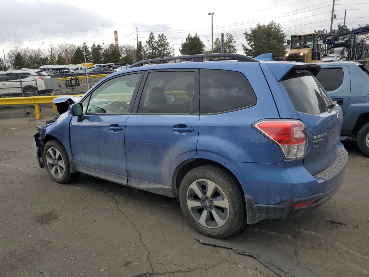2017 Subaru Forester VIN JF2SJAEC1HH403885 Copart auction photo, front end damage thumbnail 2