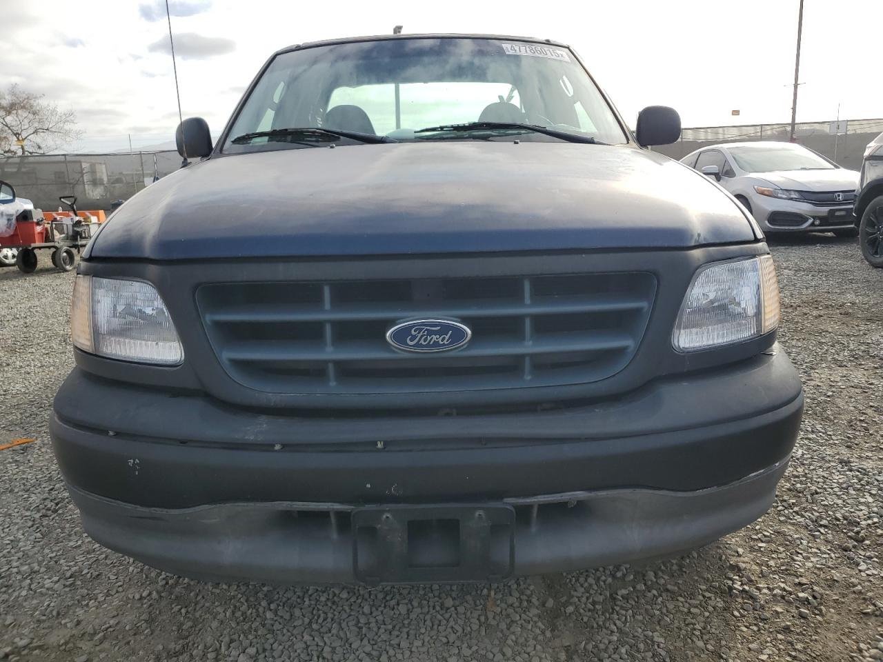 2002 Ford F-150 VIN 1FTRX17222NC04384 Copart auction photo, rear end damage thumbnail 5