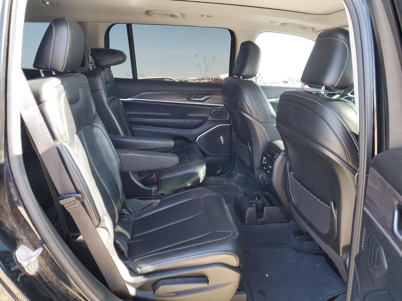 2021 Jeep Grand Cherokee VIN 1C4RJJBGXM8116558 Copart auction photo, front end damage thumbnail 11