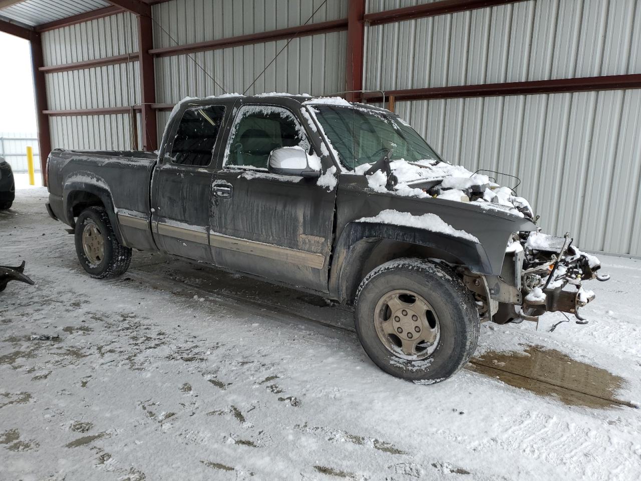 2000 Chevrolet Silverado VIN 1GCEK19T9YZ247995 Copart auction photo, front end / mechanical damage thumbnail 4