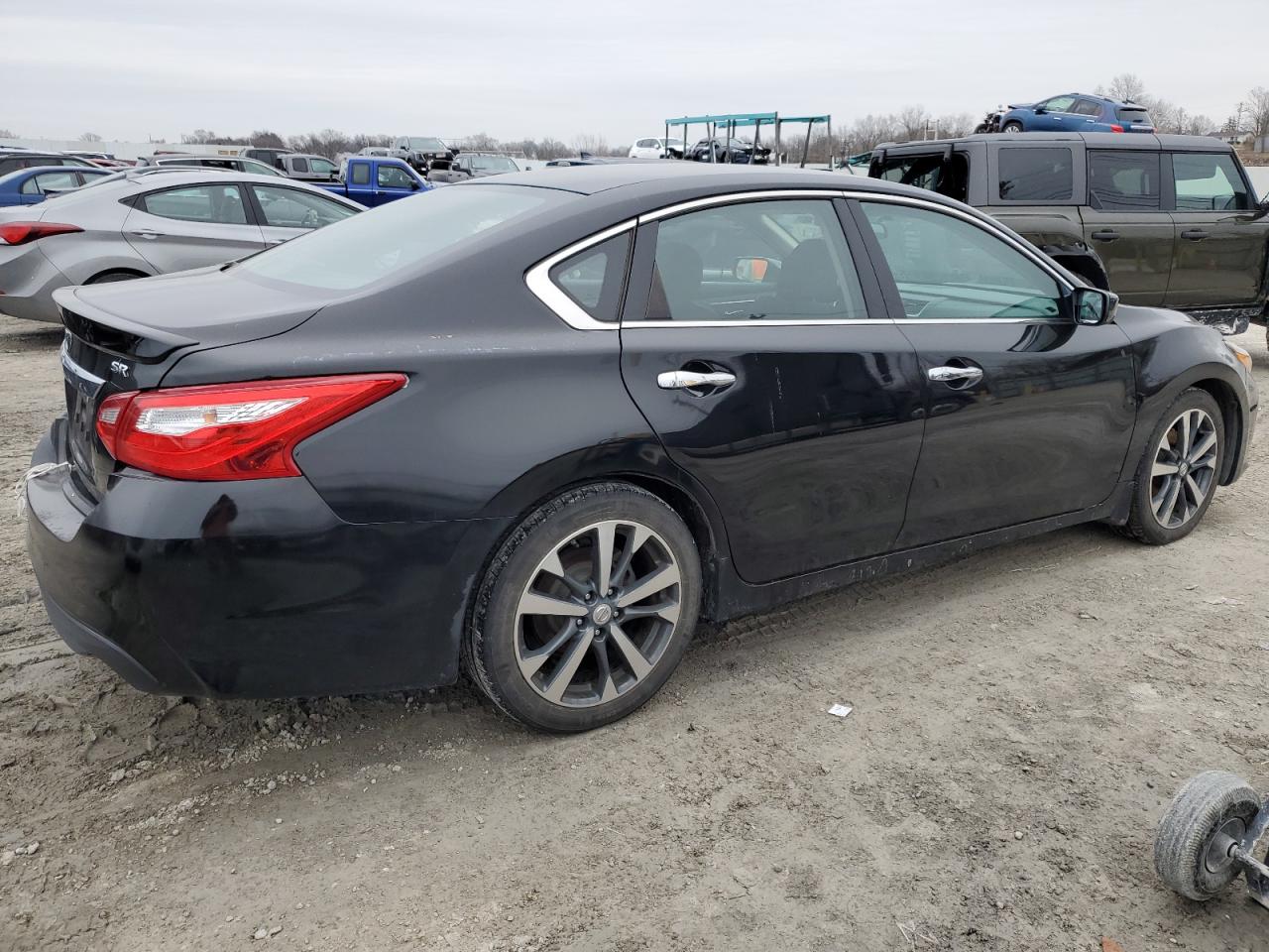 2016 Nissan Altima VIN 1N4AL3AP4GC269173 Copart auction photo, rear end damage thumbnail 3