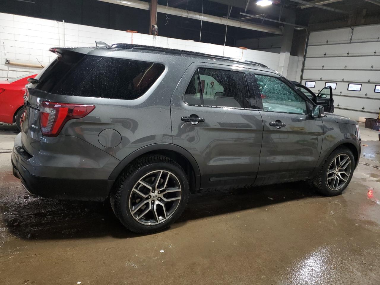 2016 Ford Explorer VIN 1FM5K8GT9GGC04713 Copart auction photo, rear end / side damage thumbnail 3
