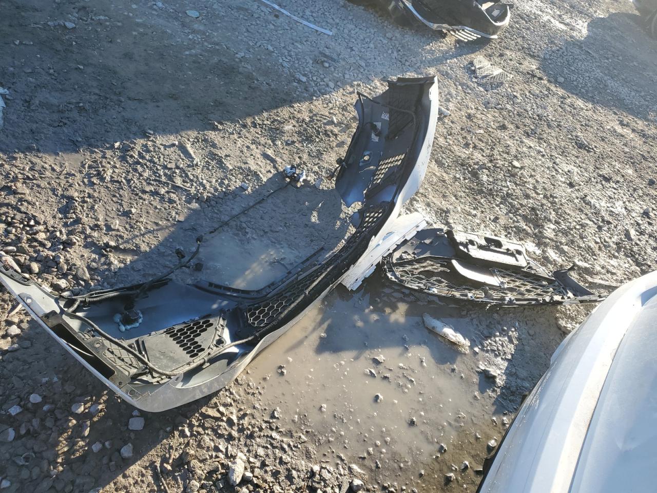 2018 Genesis G80 VIN KMHGN4JB5JU224913 Copart auction photo, front end damage thumbnail 12
