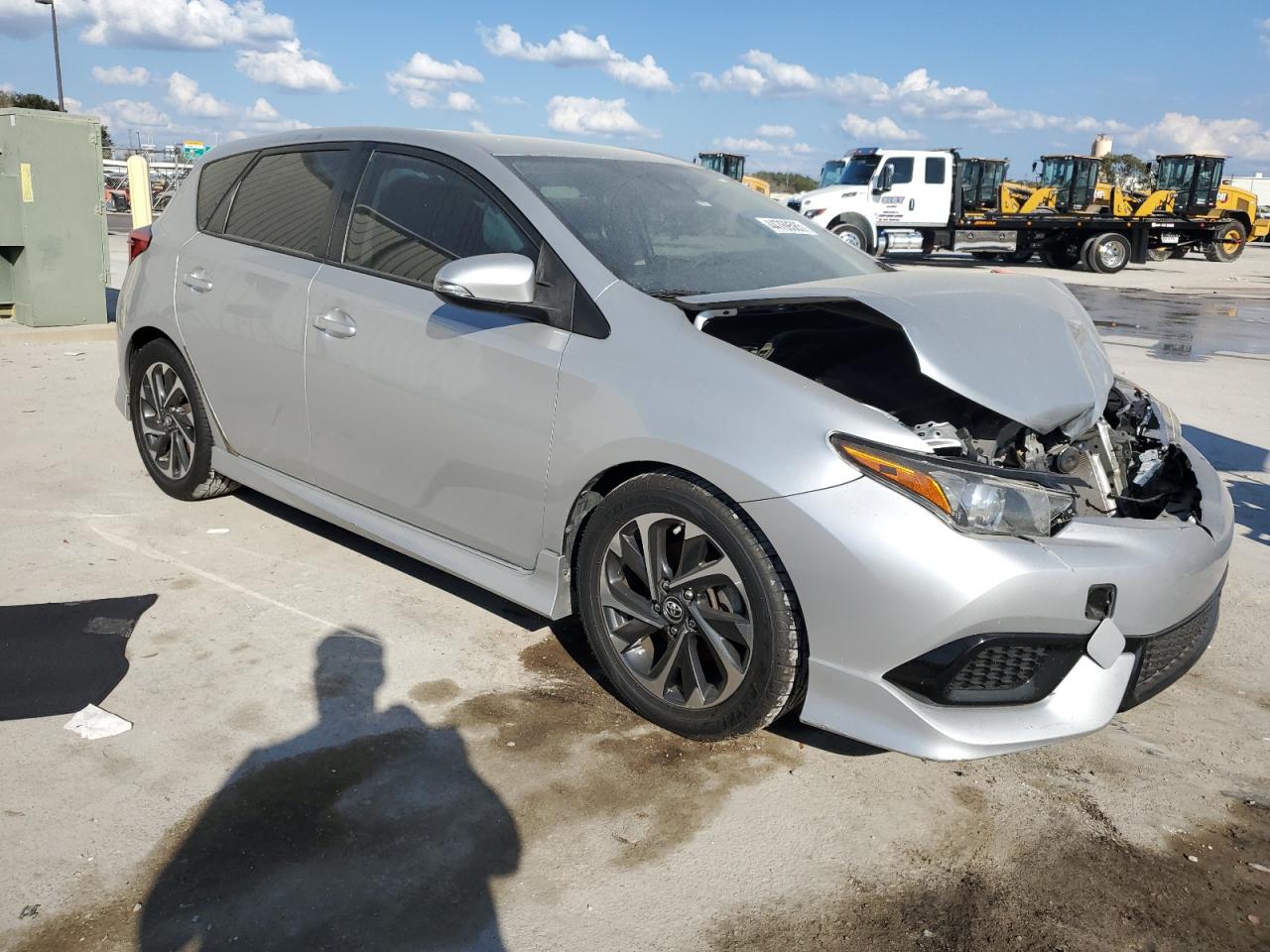 2017 Toyota Corolla VIN JTNKARJE6HJ528650 Copart auction photo, front end damage thumbnail 4