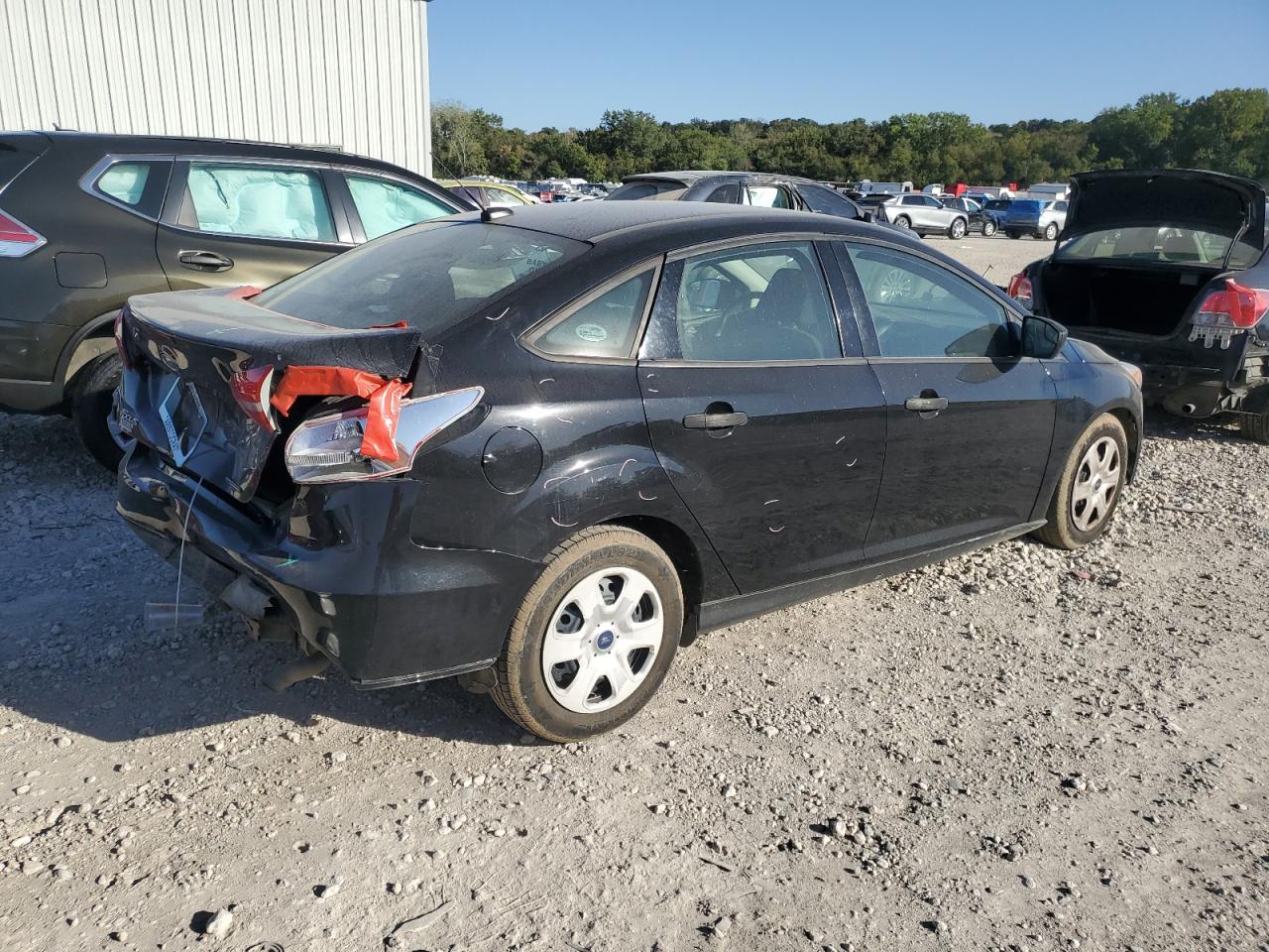 2016 Ford Focus VIN 1FADP3E24GL392360 Copart auction photo, rear end damage thumbnail 3