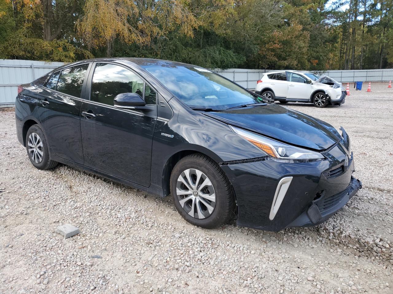 2021 Toyota Prius VIN JTDL9MFU6M3030984 Copart auction photo, side / front end damage thumbnail 4