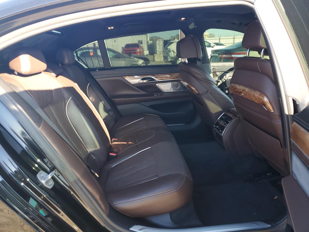 2019 BMW 7er VIN WBA7F2C55KB240357 Copart auction photo, all over damage thumbnail 10