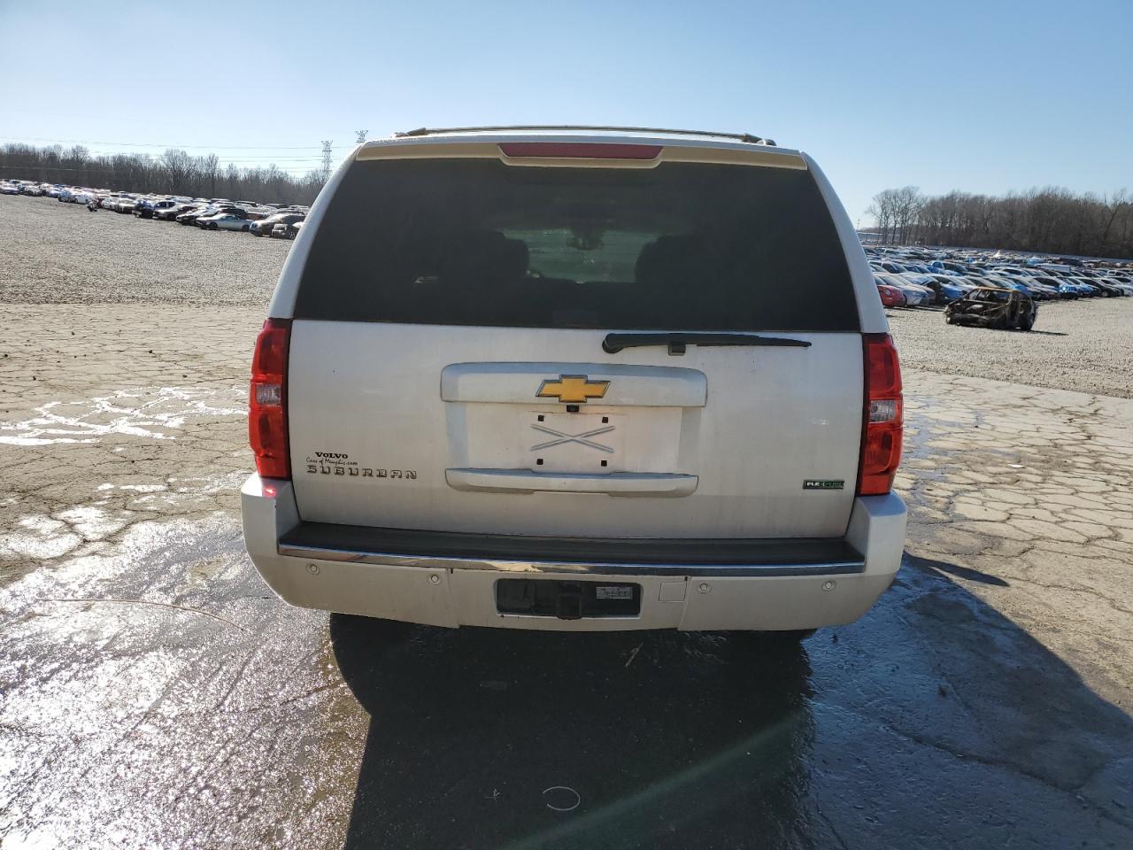 2012 Chevrolet Suburban VIN 1GNSCKE03CR244351 Copart auction photo, front end / side damage thumbnail 6
