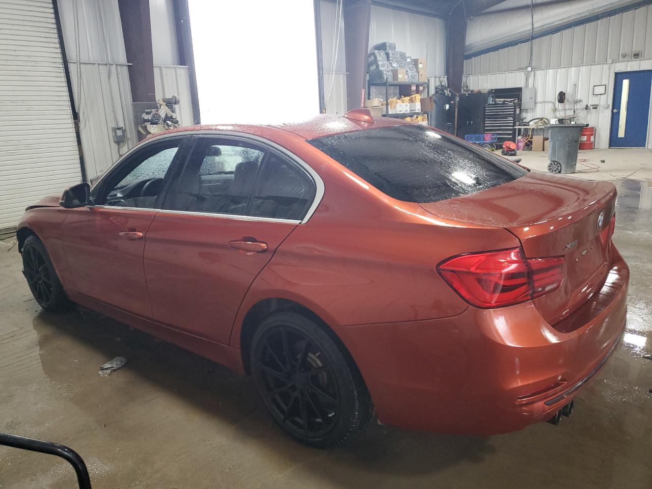 2018 BMW 3er VIN WBA8D9C59JA615321 Copart auction photo, front end damage thumbnail 2