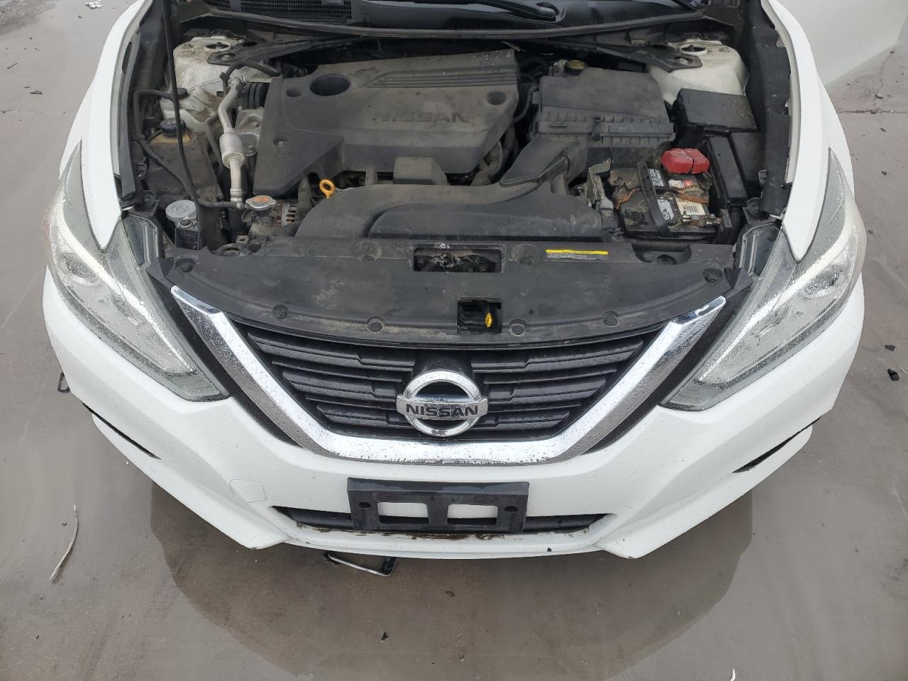 2018 Nissan Altima VIN 1N4AL3AP7JC233159 Copart auction photo, front end damage thumbnail 11