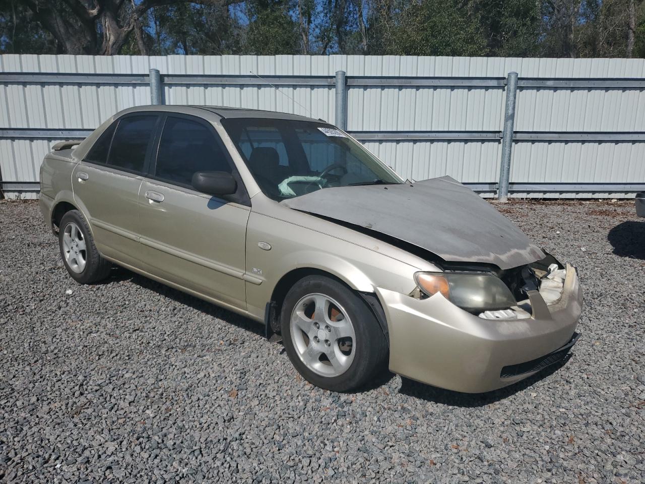 2002 Mazda Protege VIN JM1BJ225X21610009 Copart auction photo, front end damage thumbnail 4
