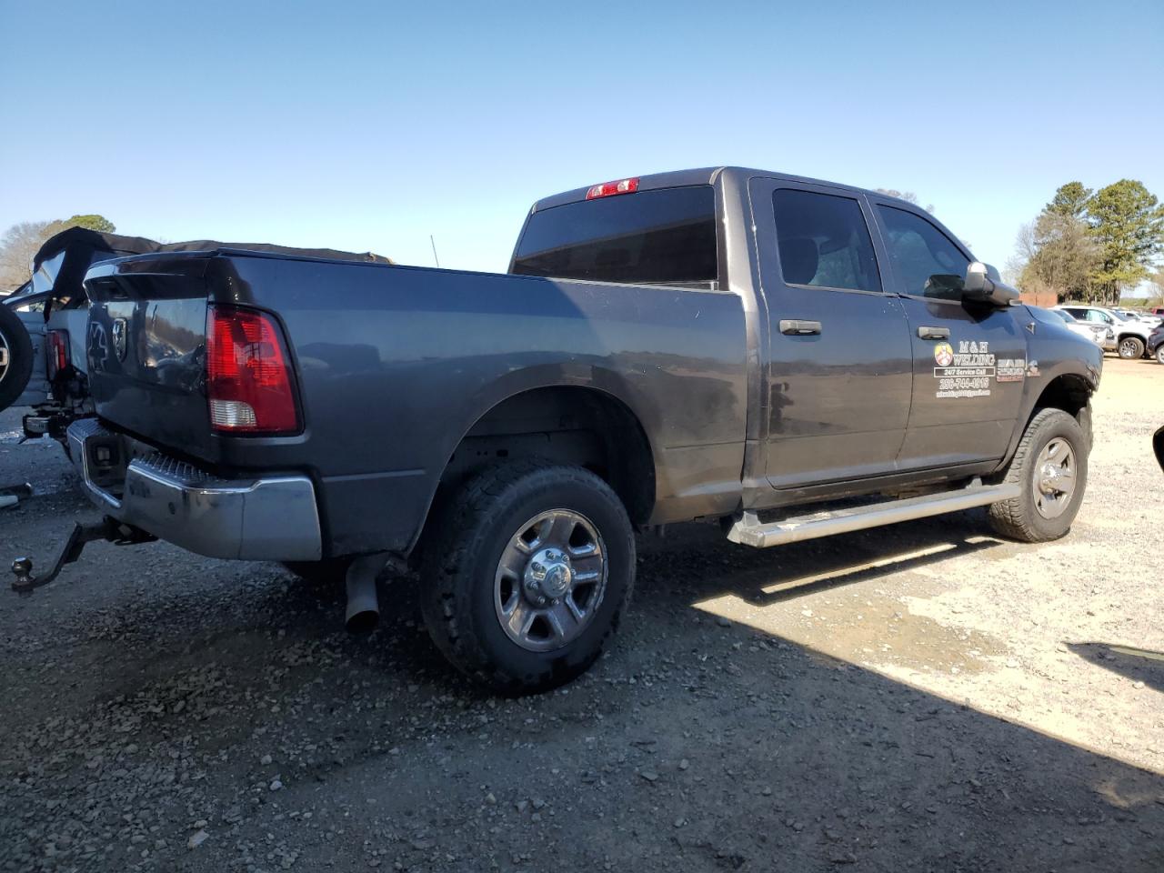 2016 RAM 2500 VIN 3C6UR5CL8GG319623 Copart auction photo, front end damage thumbnail 3