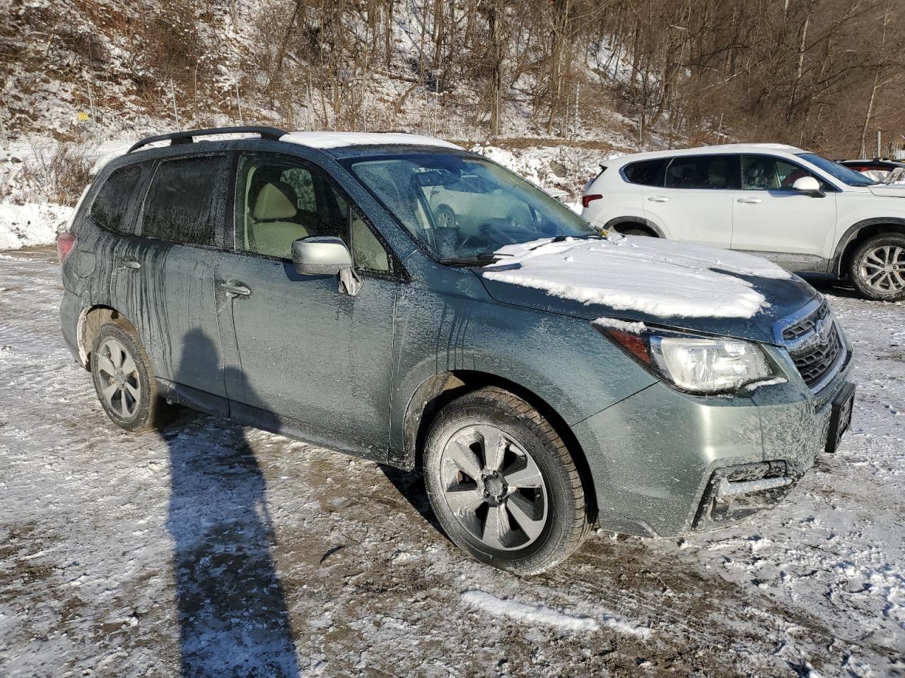 2017 Subaru Forester VIN JF2SJAECXHH445813 Copart auction photo, rear end / minor dent/scratches damage thumbnail 4