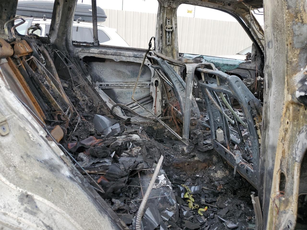 2011 Mercedes-Benz GLK-klasse VIN WDCGG8HB4BF648062 Copart auction photo, burn / missing/altered vin damage thumbnail 10