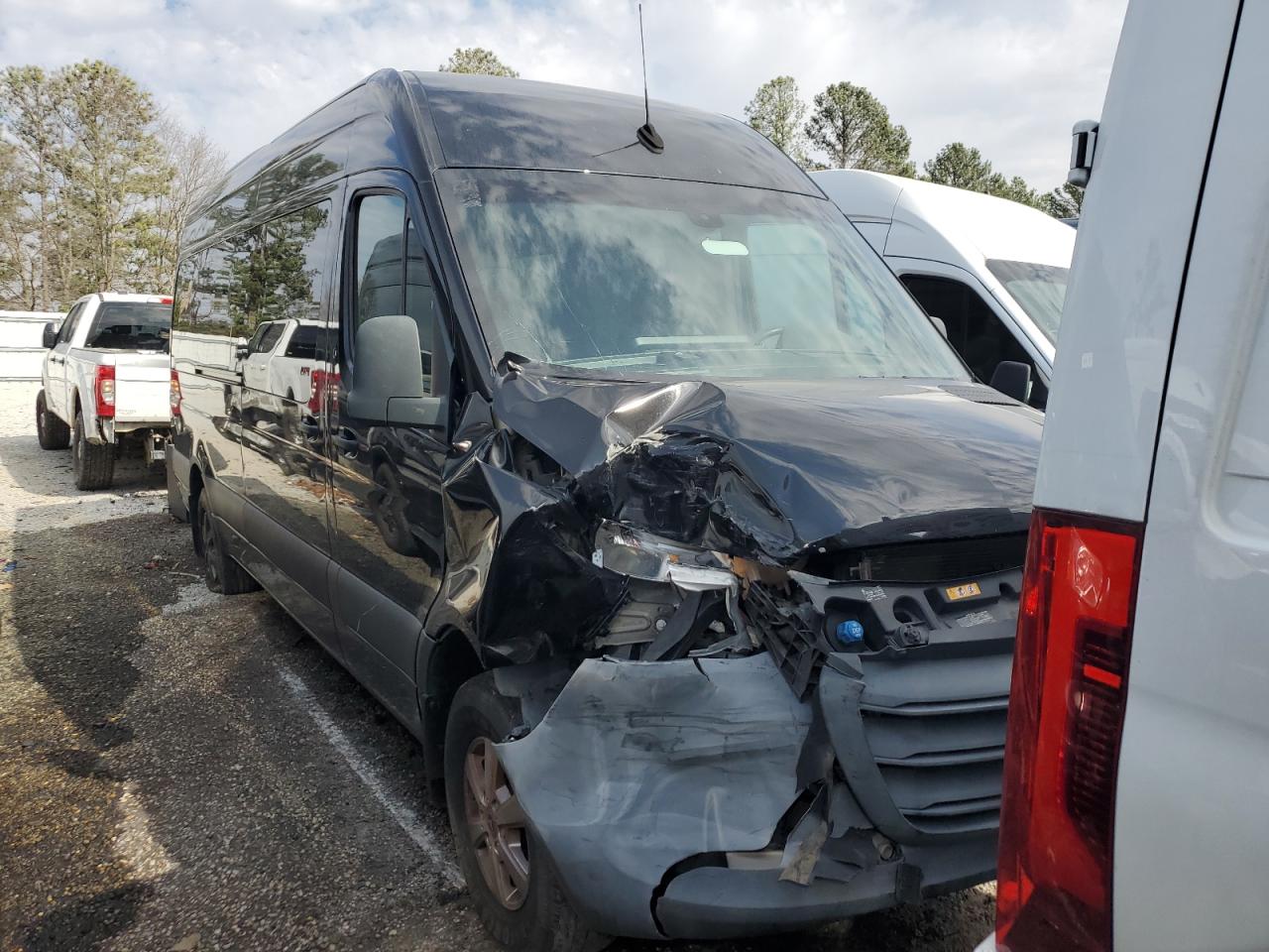 2019 Mercedes-Benz Sprinter VIN WDZPF1CDXKT009405 Copart auction photo, front end damage thumbnail 4