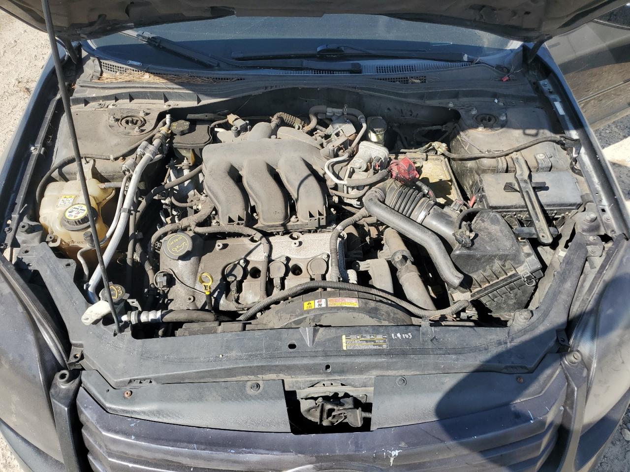 2007 Ford Fusion VIN 3FAHP07197R161637 Copart auction photo, water/flood damage thumbnail 11