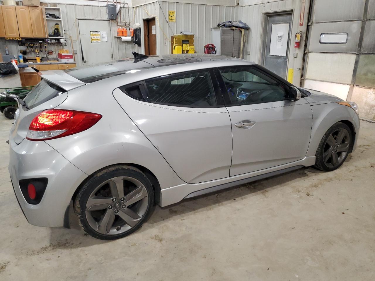 2015 Hyundai Veloster VIN KMHTC6AE8FU234840 Copart auction photo, rear end damage thumbnail 3