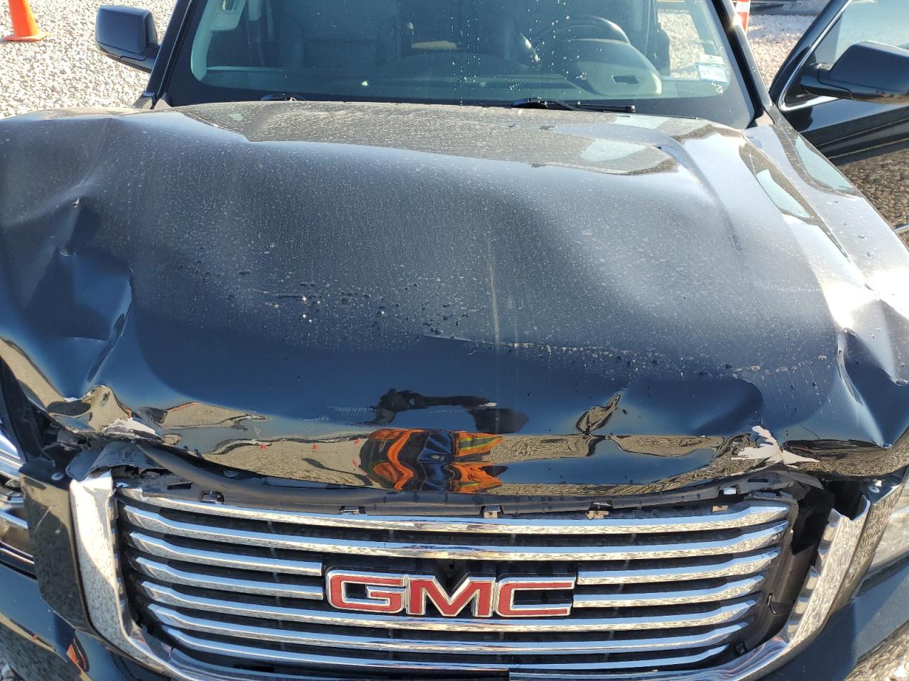 2019 GMC Yukon VIN 1GKS2BKC5KR194839 Copart auction photo, front end damage thumbnail 13