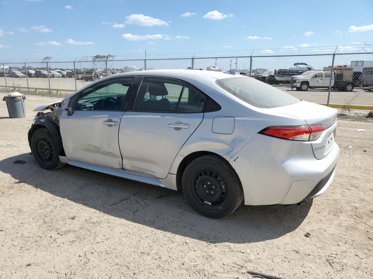 2022 Toyota Corolla VIN 5YFEPMAE0NP358599 Copart auction photo, front end / side damage thumbnail 2