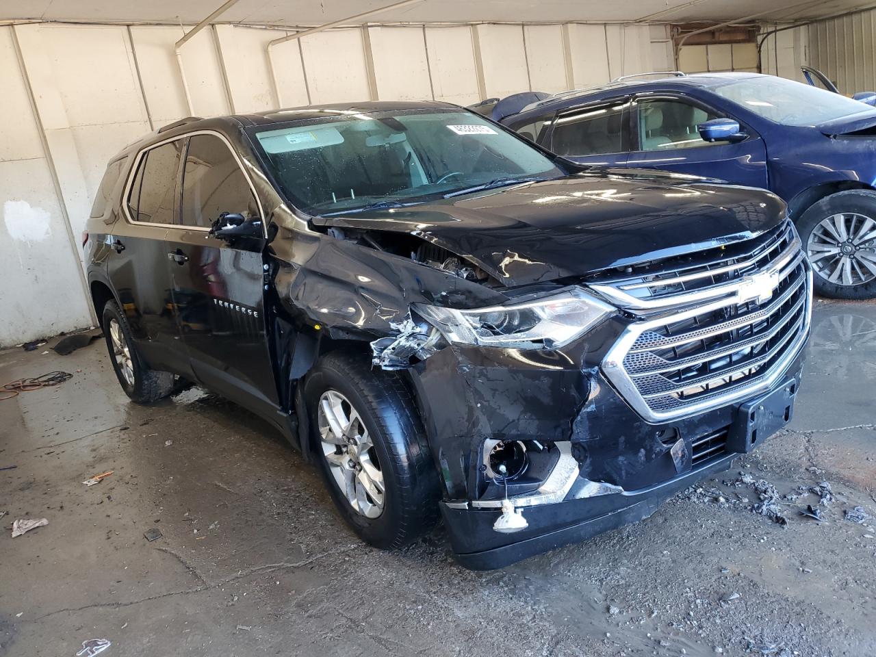 2018 Chevrolet Traverse VIN 1GNERGKW2JJ209068 Copart auction photo, front end / undercarriage damage thumbnail 4