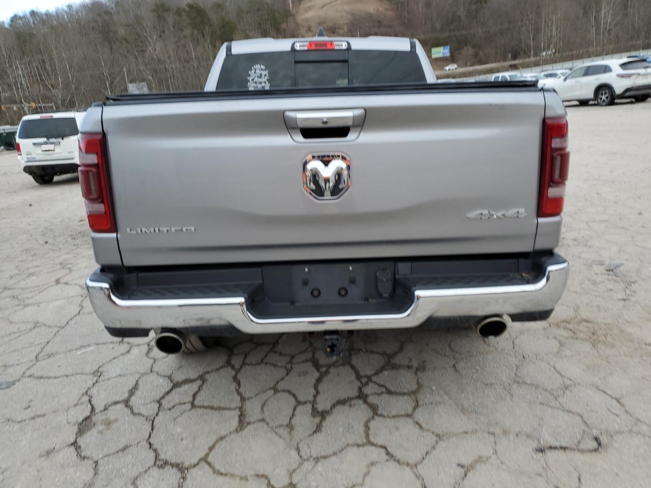 2019 RAM 1500 VIN 1C6SRFHT1KN517868 Copart auction photo, front end / side damage thumbnail 6