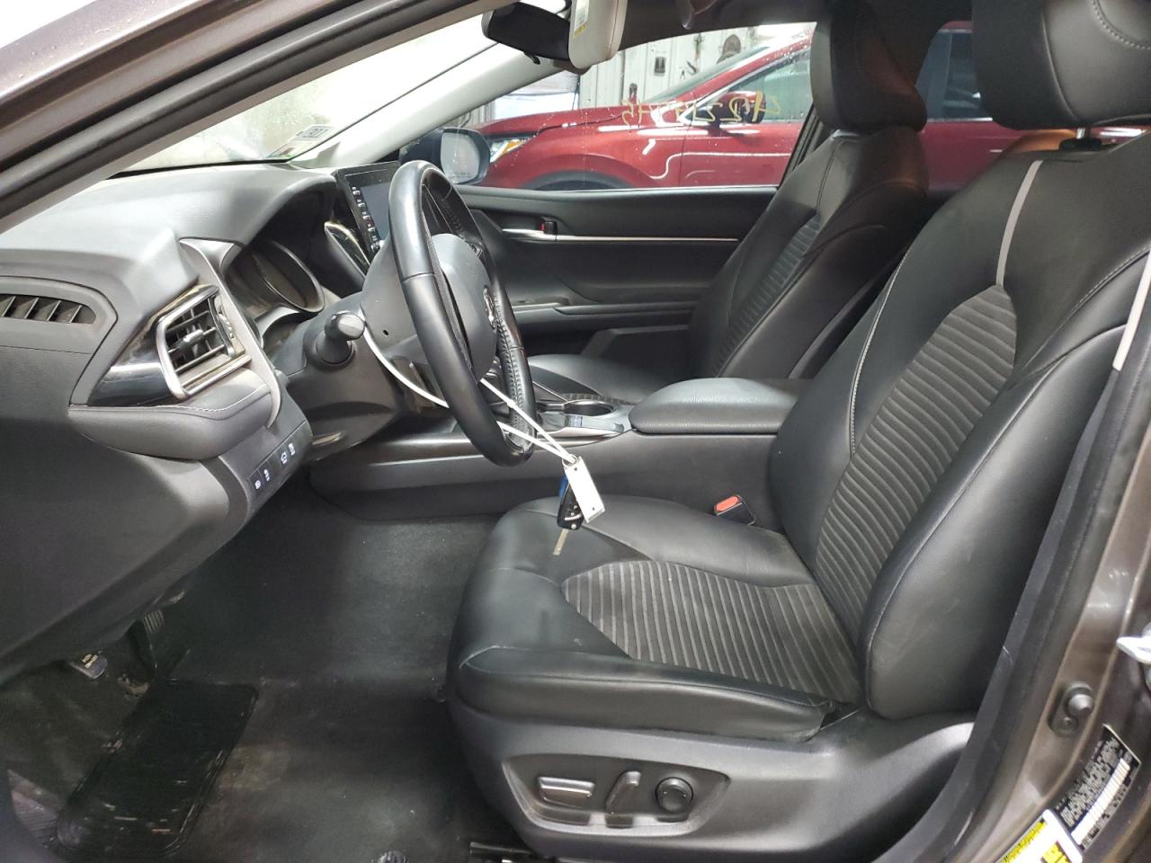 2022 Toyota Camry VIN 4T1G11AKXNU697495 Copart auction photo, front end damage thumbnail 7