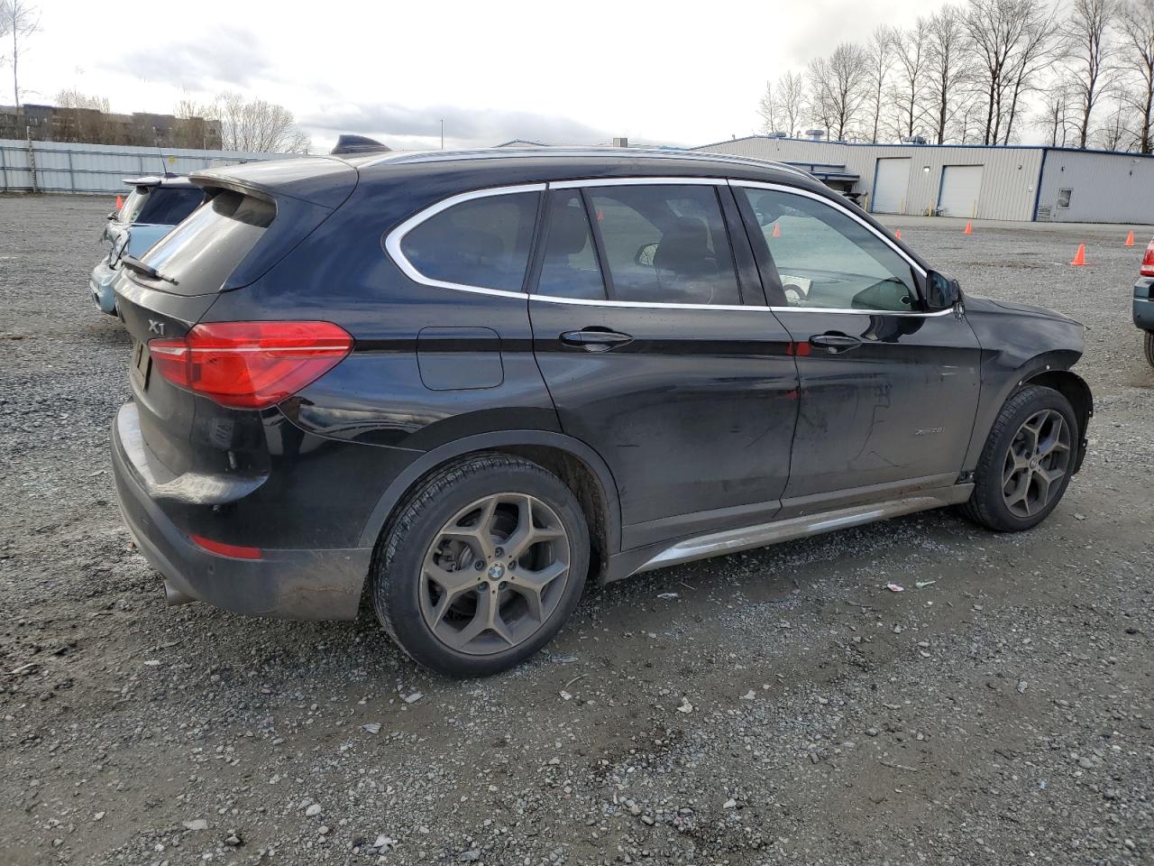 2017 BMW X1 VIN WBXHT3C30H5F86169 Copart auction photo, front end damage thumbnail 3