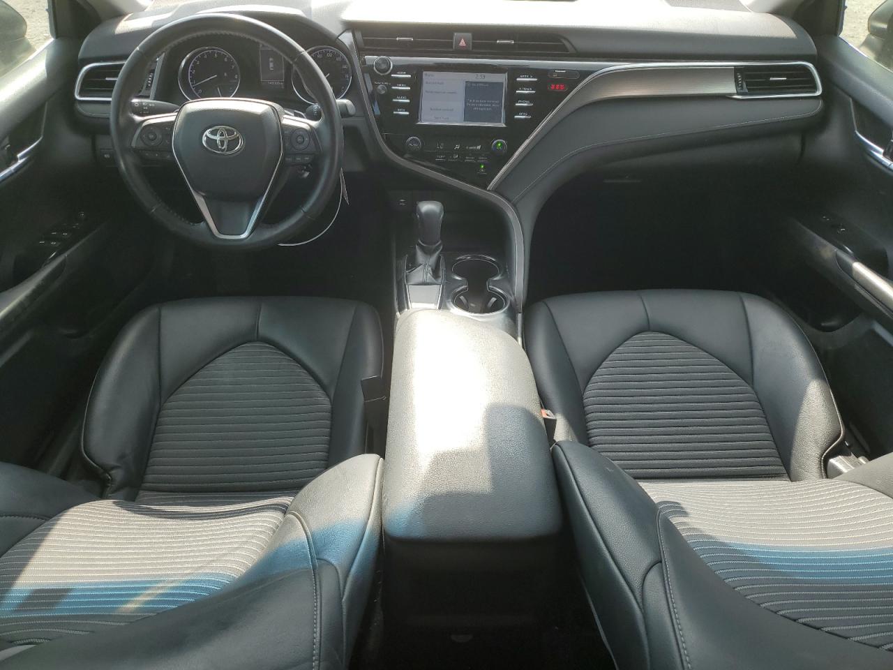 2018 Toyota Camry VIN 4T1B11HKXJU067938 Copart auction photo, rear end / side damage thumbnail 8