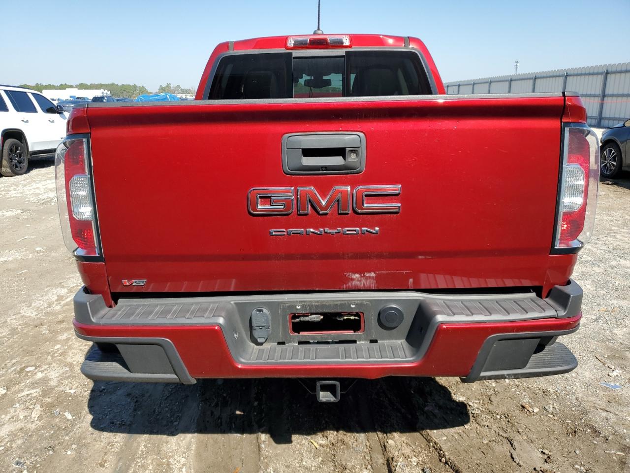 2022 GMC Canyon VIN 1GTG5CENXN1117107 Copart auction photo, front end damage thumbnail 6