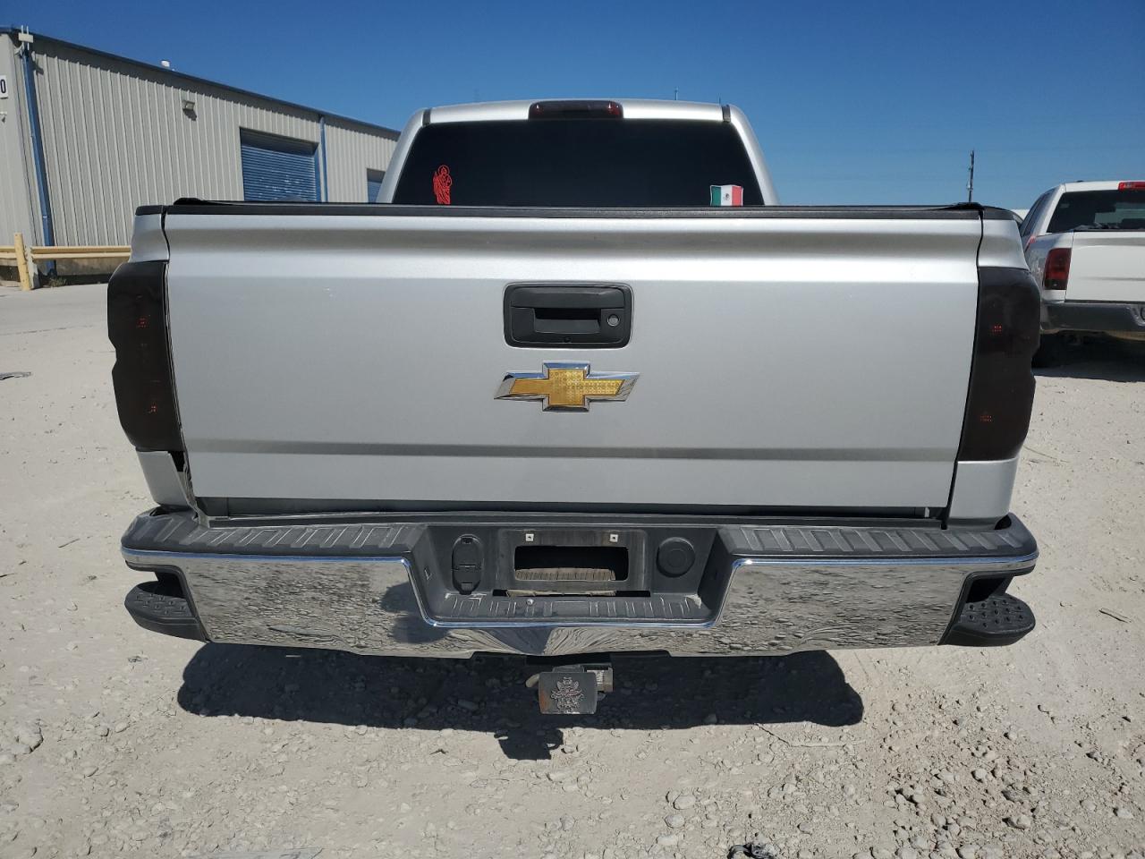 2018 Chevrolet Silverado VIN 1GCNCNEH6JZ165492 Copart auction photo, rear end damage thumbnail 6