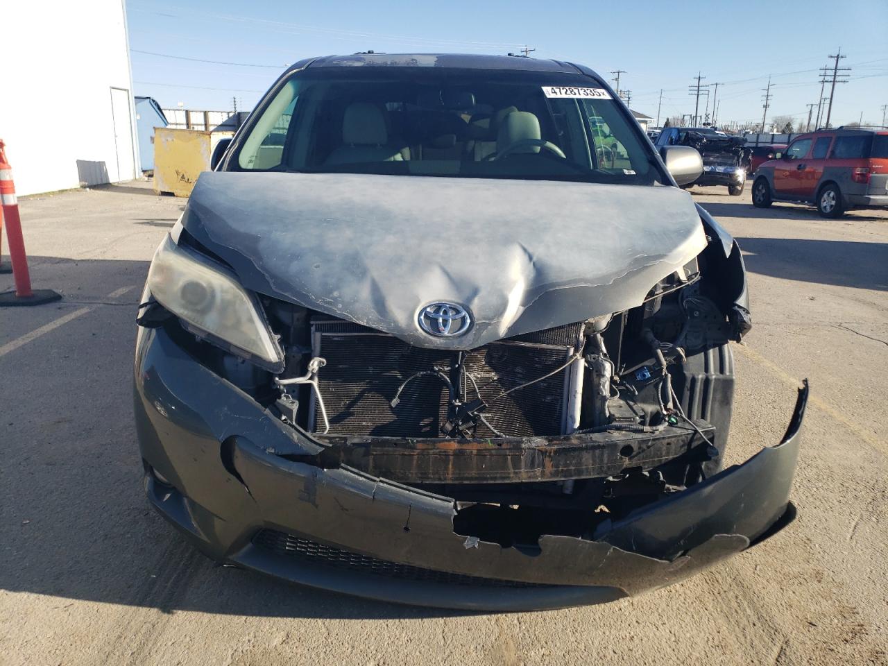 2012 Toyota Sienna VIN 5TDYK3DC3CS247369 Copart auction photo, front end damage thumbnail 5