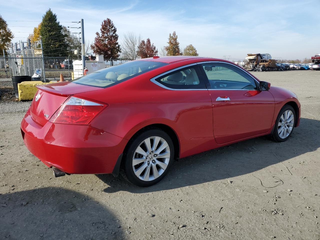 2009 Honda Accord VIN 1HGCS22829A011371 Copart auction photo, front end damage thumbnail 3