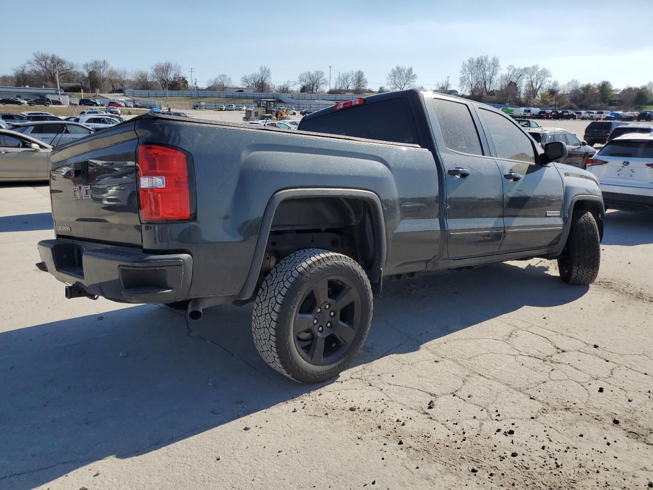 2017 GMC Sierra VIN 1GTV2LEC2HZ335188 Copart auction photo, front end / side damage thumbnail 3