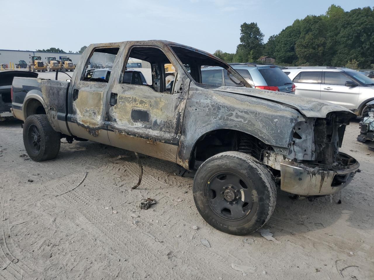 2007 Ford F250 VIN 1FTSW21P97EA05306 copart_com auction photo, burn - engine / burn damage thumbnail 4