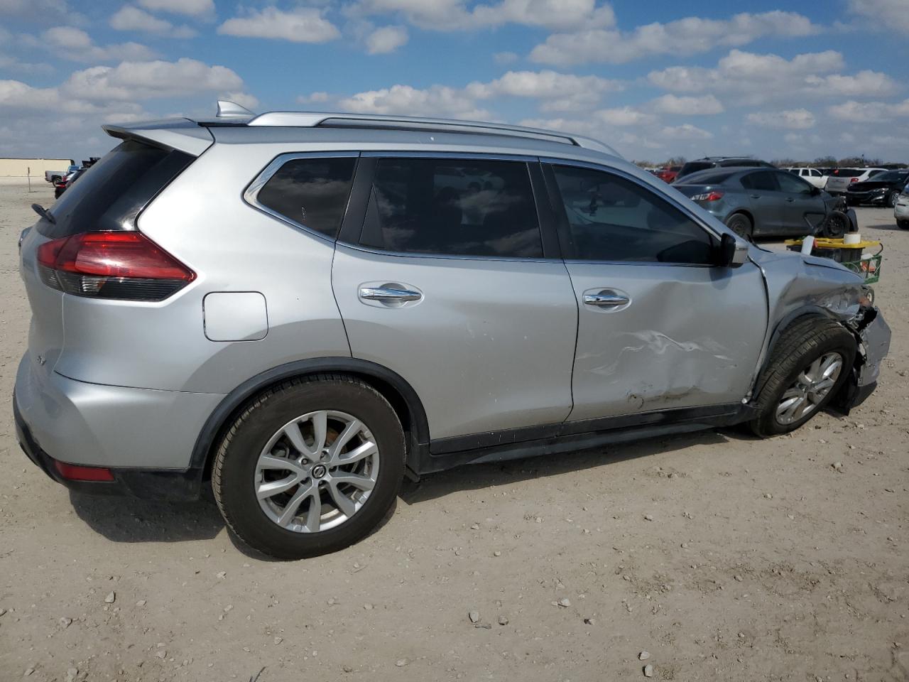2017 Nissan Rogue VIN JN8AT2MT9HW152609 Copart auction photo, all over / undercarriage damage thumbnail 3