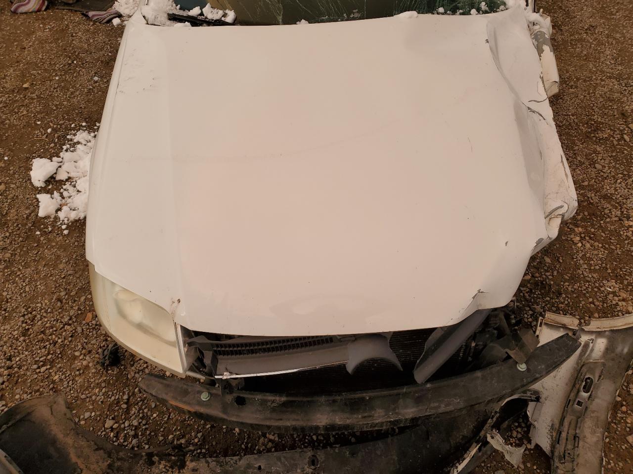 2002 Volkswagen Passat VIN WVWVH63B52E198207 Copart auction photo, all over damage thumbnail 12
