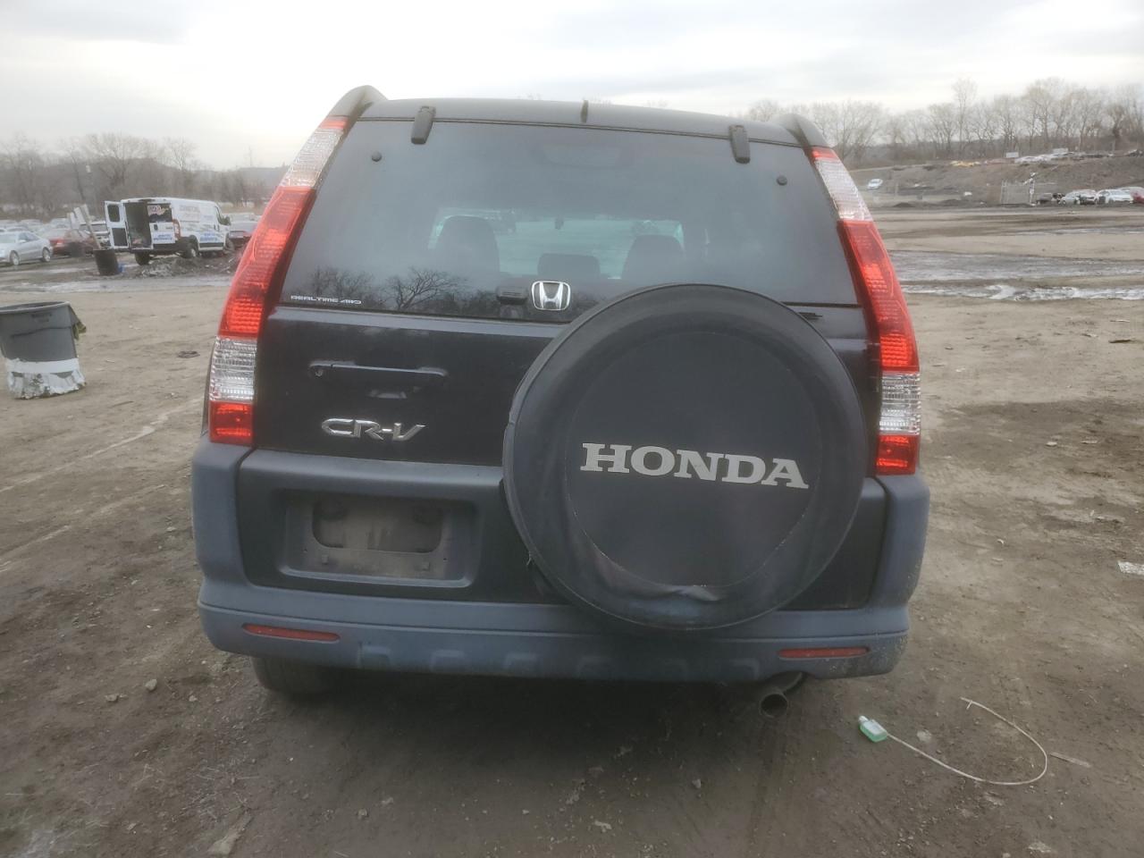 2005 Honda CR-V VIN SHSRD78805U340202 Copart auction photo, front end / side damage thumbnail 6