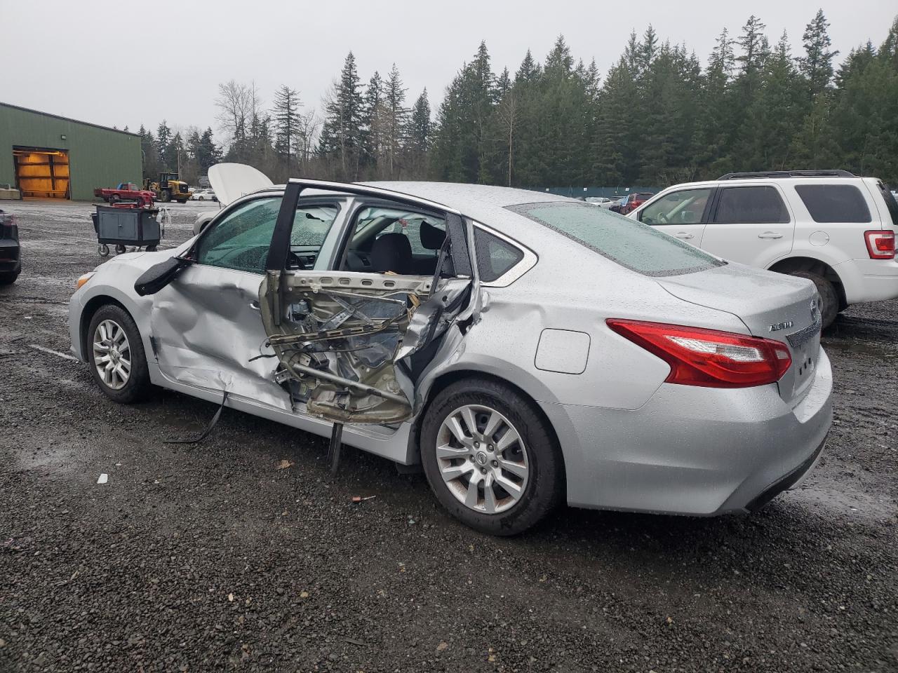 2016 Nissan Altima VIN 1N4AL3AP9GN361819 Copart auction photo, side / rear end damage thumbnail 2