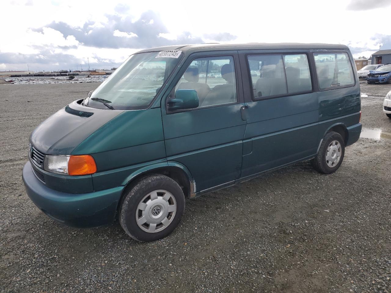 1999 Volkswagen EuroVan VIN WV2MH8708XH001005 - Copart auction photo