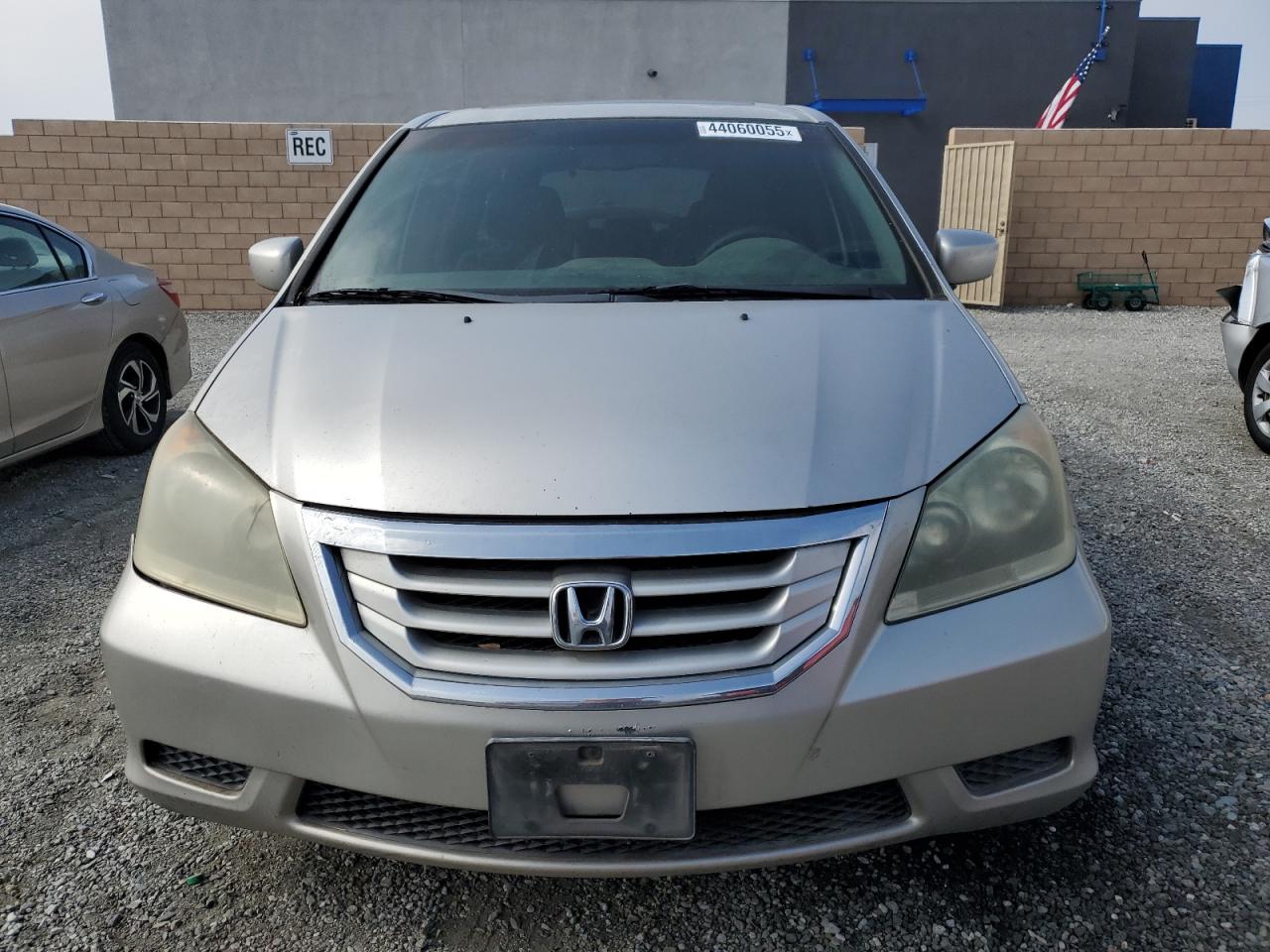 2008 Honda Odyssey VIN 5FNRL38678B408095 Copart auction photo, minor dent/scratches damage thumbnail 5