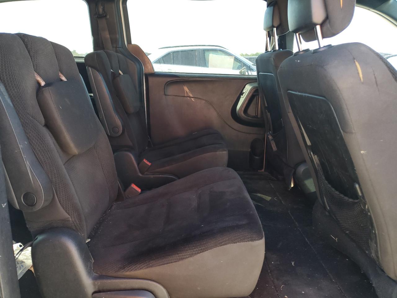 2018 Dodge Caravan VIN 2C4RDGBG7JR198565 Copart auction photo, all over damage thumbnail 11