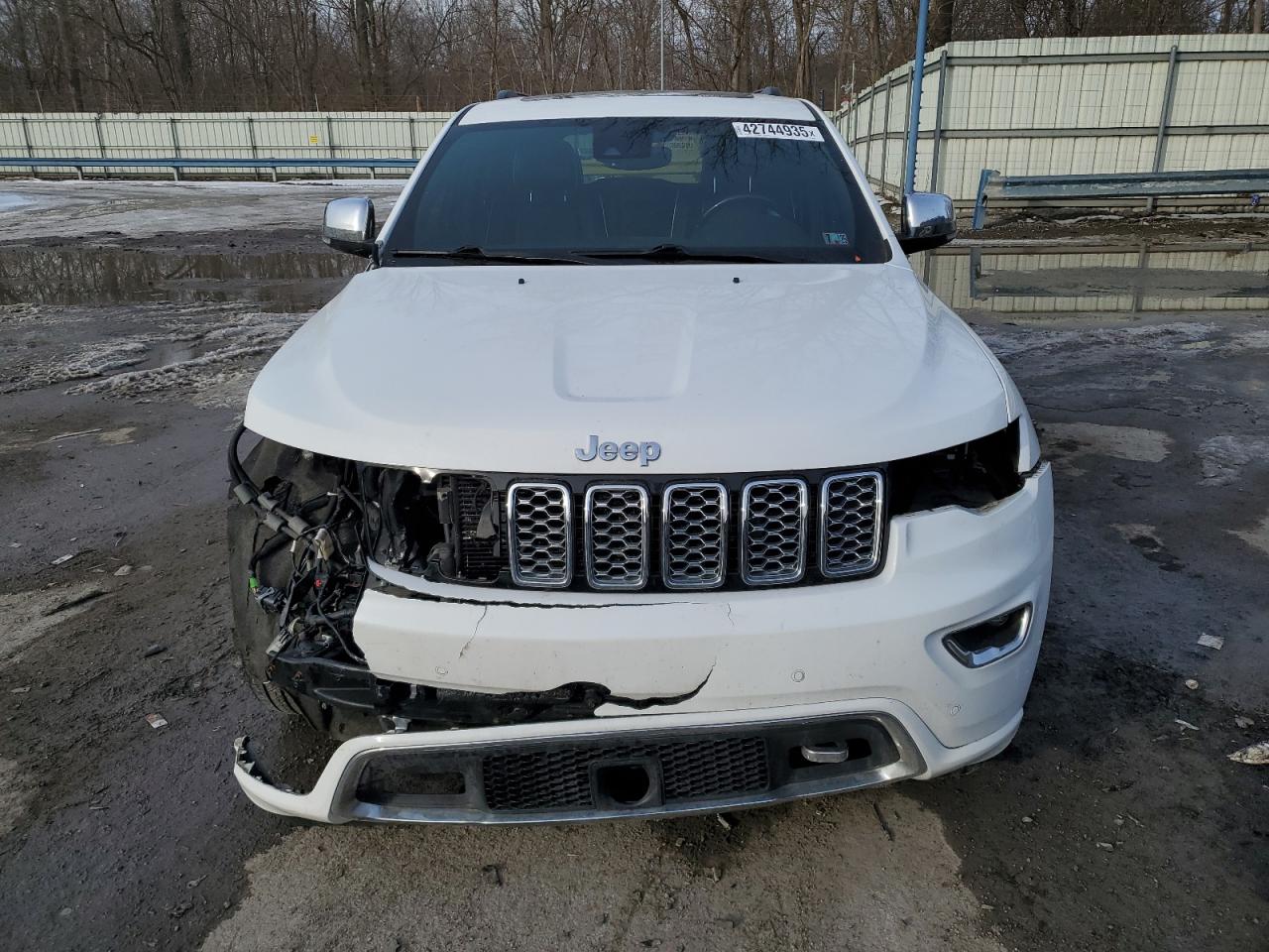 2017 Jeep Grand Cherokee VIN 1C4RJFCG0HC663420 Copart auction photo, front end damage thumbnail 5