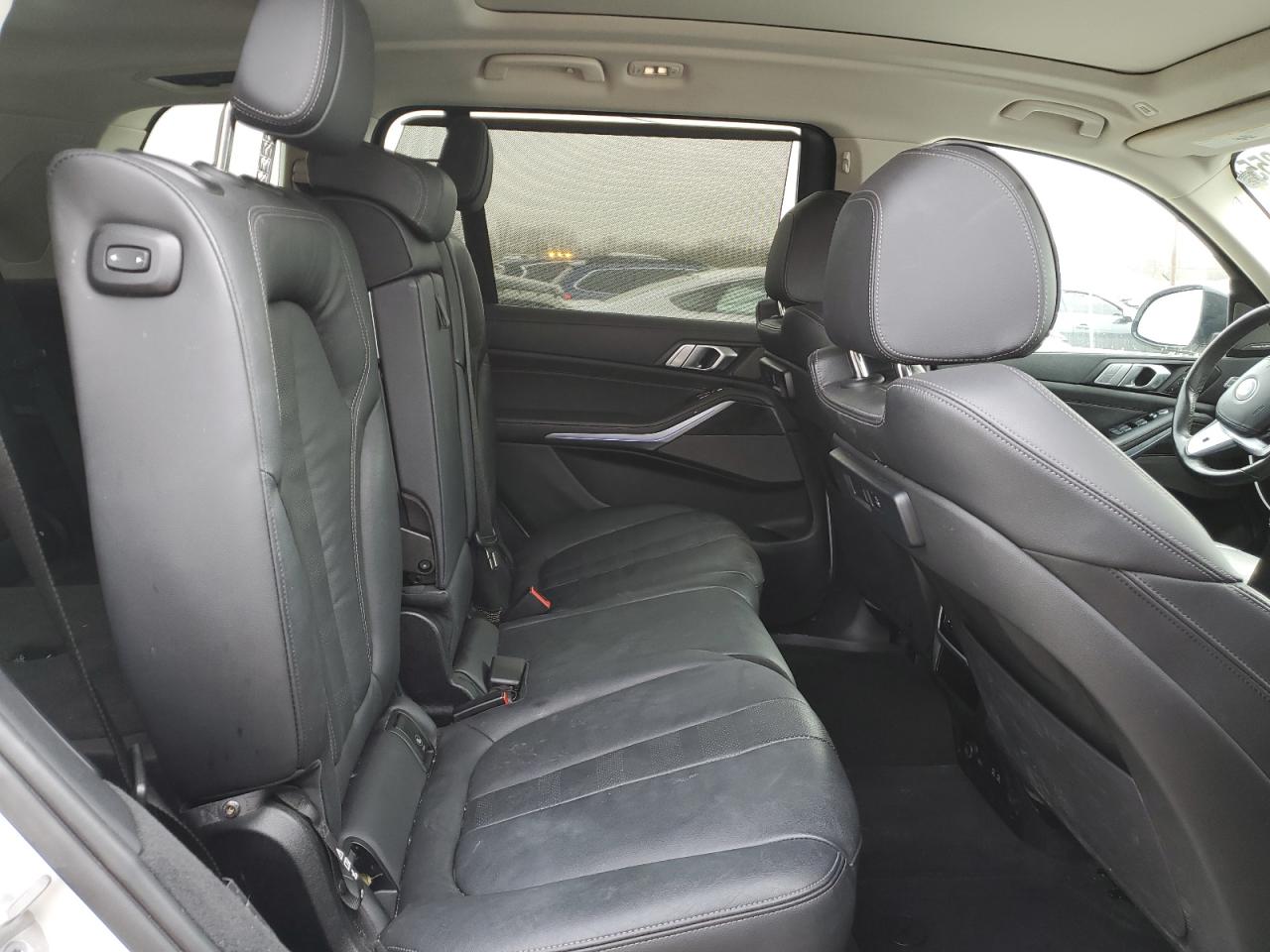2021 BMW X7 VIN 5UXCW2C02M9F75920 Copart auction photo, vandalism damage thumbnail 11