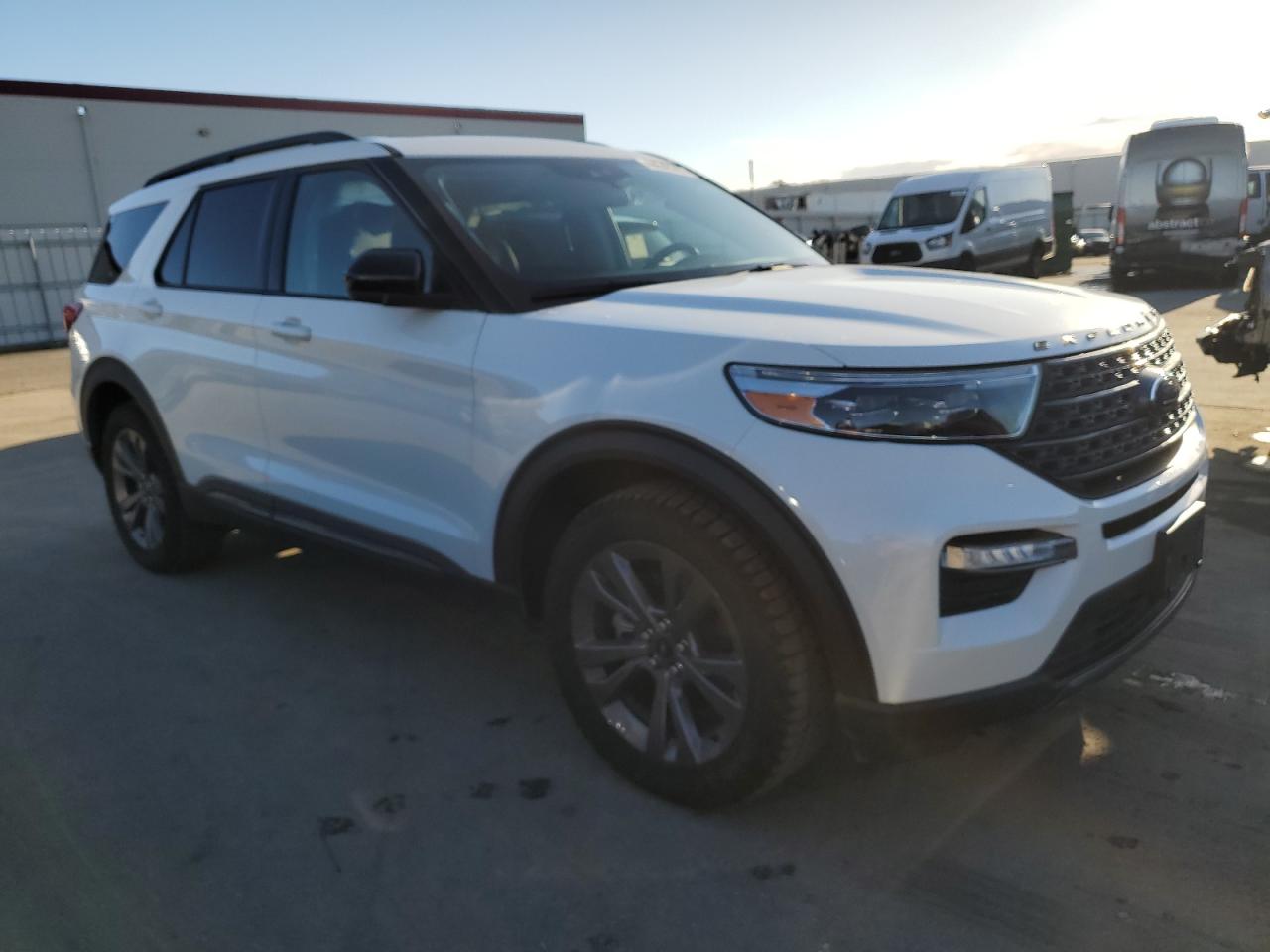 2022 Ford Explorer VIN 1FMSK8DH0NGB40903 Copart auction photo, side damage thumbnail 4