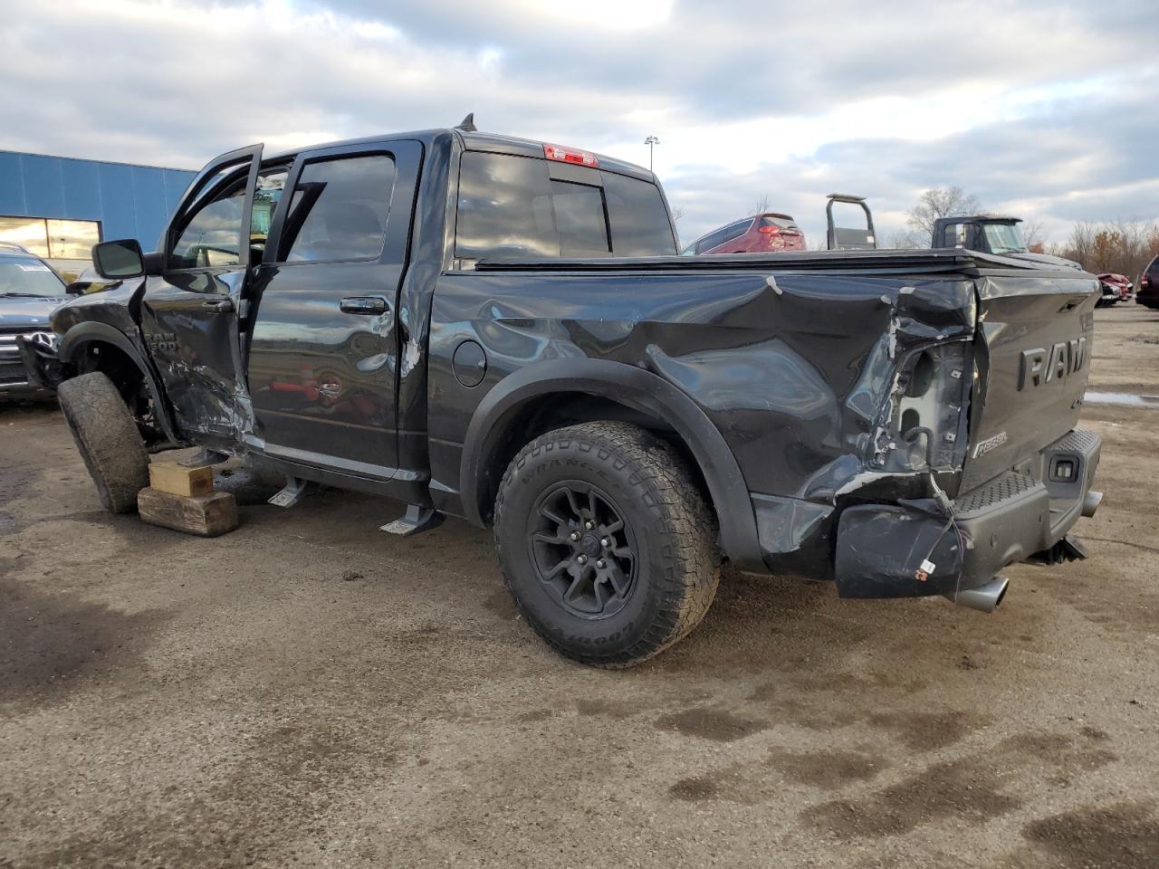 2017 RAM 1500 VIN 1C6RR7YT2HS743609 Copart auction photo, all over damage thumbnail 2