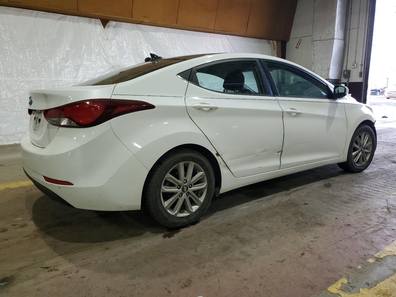 2015 Hyundai Elantra VIN 5NPDH4AE4FH581865 Copart auction photo, front end / side damage thumbnail 3