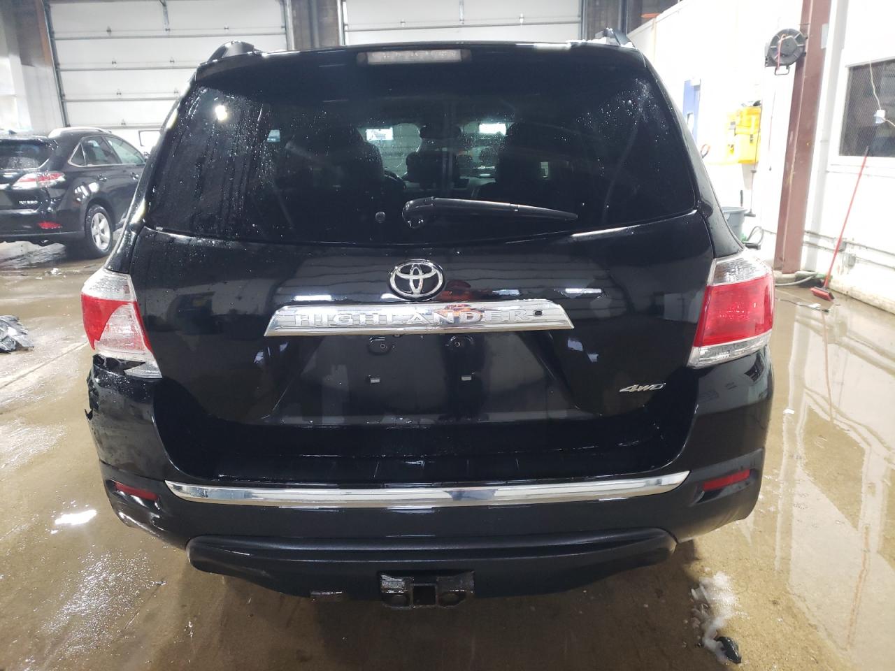 2013 Toyota Highlander VIN 5TDBK3EH8DS179104 Copart auction photo, rear end damage thumbnail 6