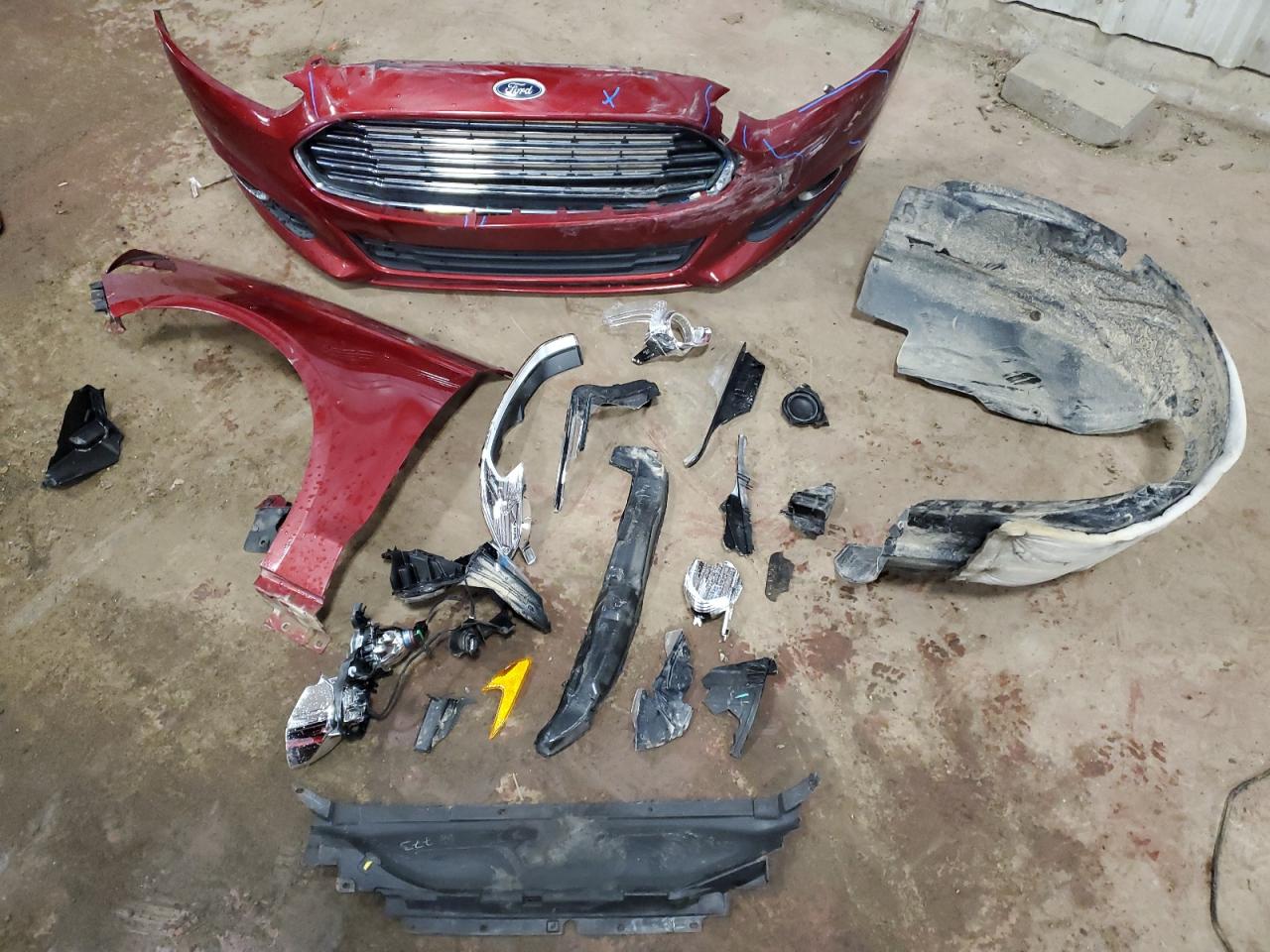 2013 Ford Fusion VIN 3FA6P0HR5DR369974 Copart auction photo, front end / side damage thumbnail 12